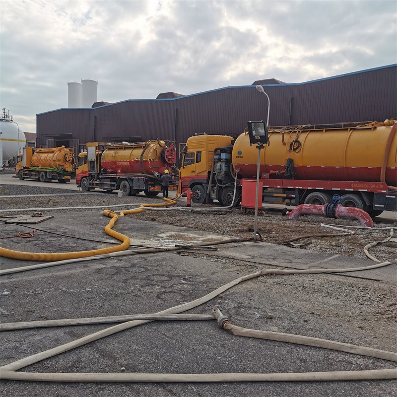 柳城污水池清理